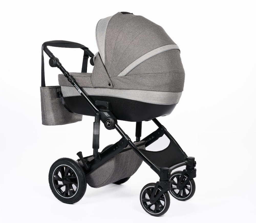 La poussette FreeON Comfort 3 en 1 Trio