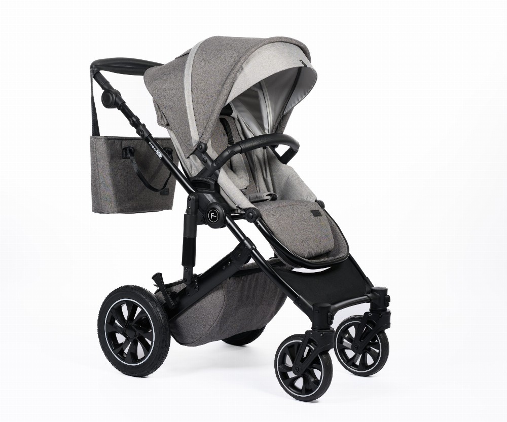 La poussette FreeON Comfort 3 en 1 Trio