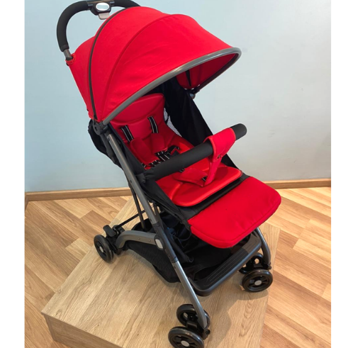 POUSSETTE MINI POUCE S228